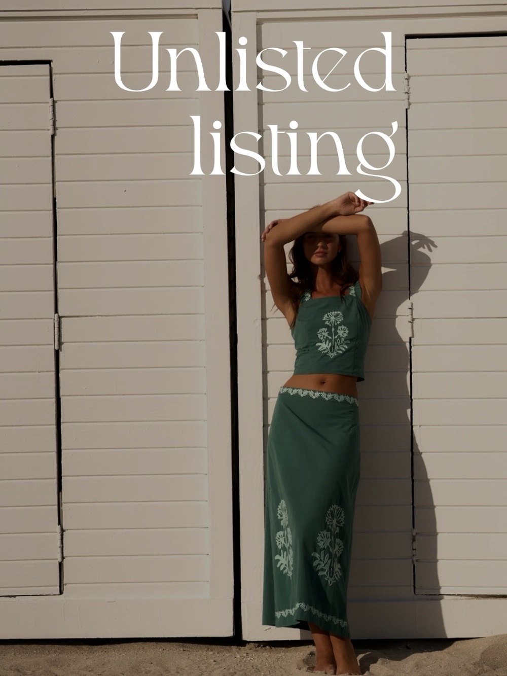 Unlisted live show listing. Size shown in ahow.